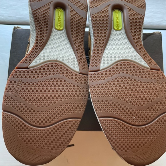 New Florsheim boys shoes - Picture 3 of 5